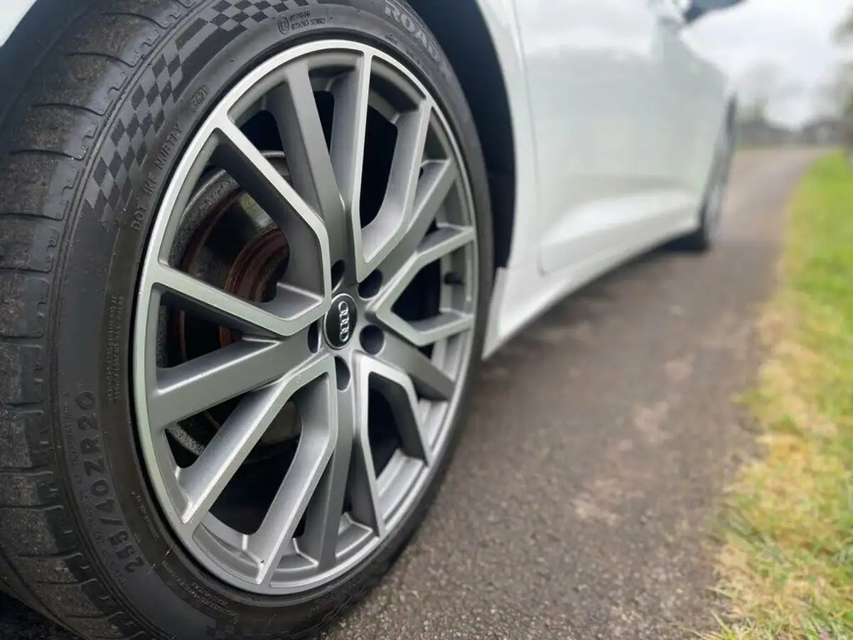 2019-audi-a6-avant-20-40-tdi-black-edition-big-7