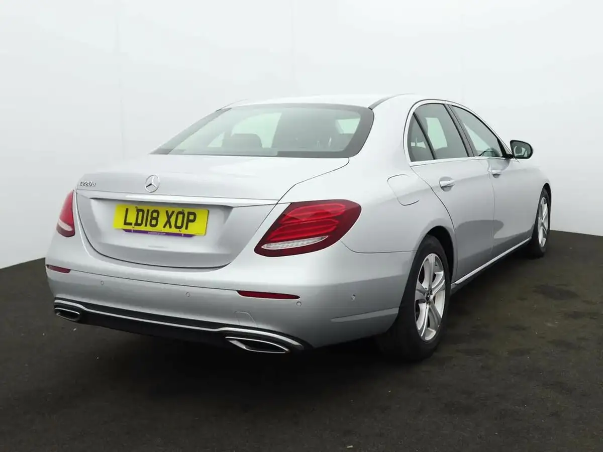 2018-mercedes-benz-e-class-20d-e220d-se-ss-saloon-4d-big-4