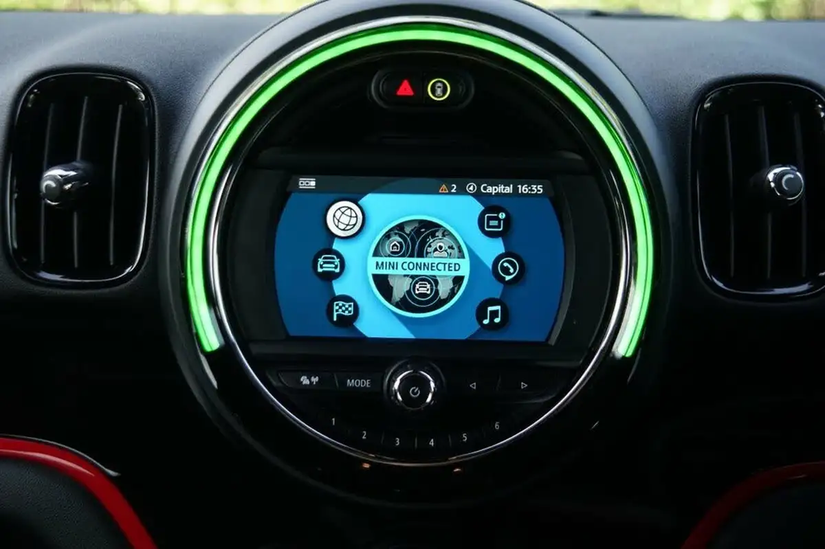 2019-mini-countryman-20-john-cooper-works-big-18