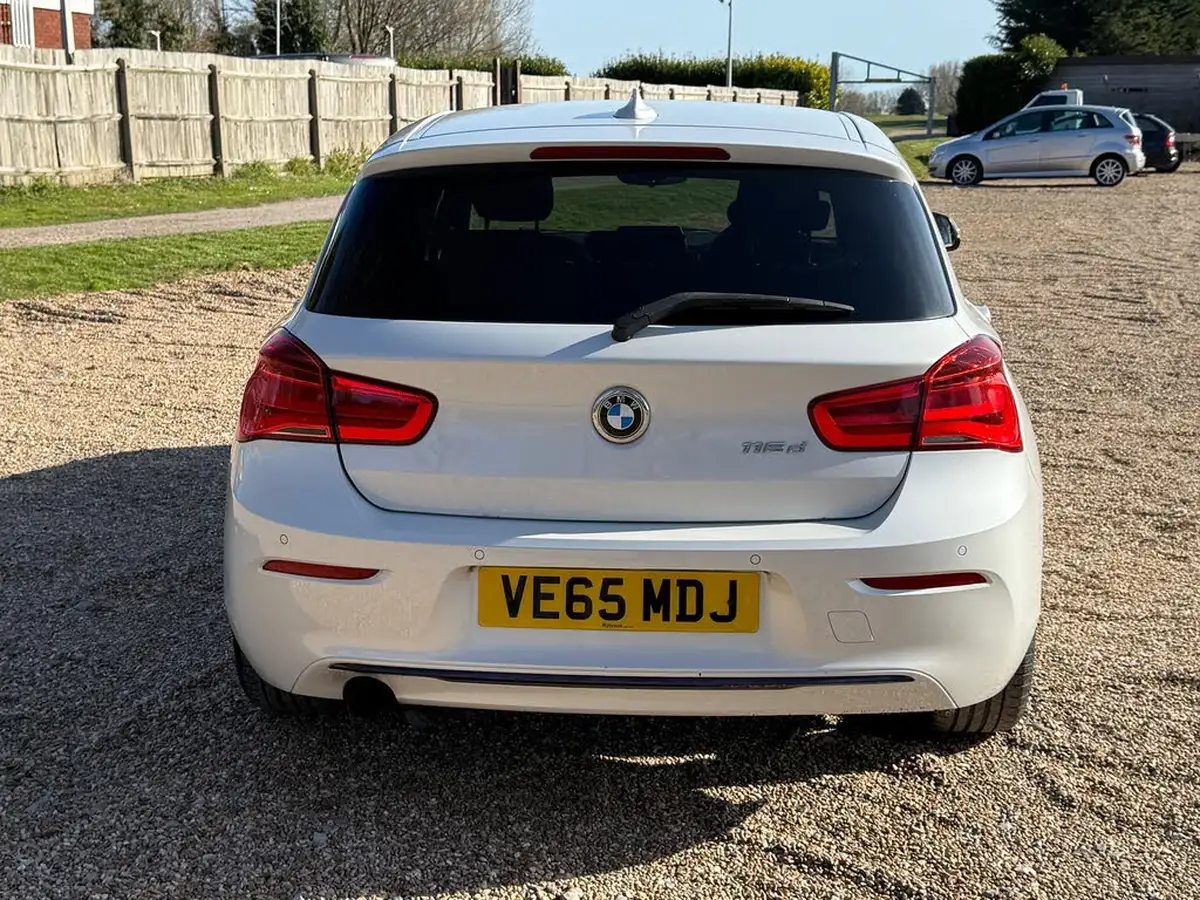 2016-bmw-1-series-15td-116d-sport-5d-big-7