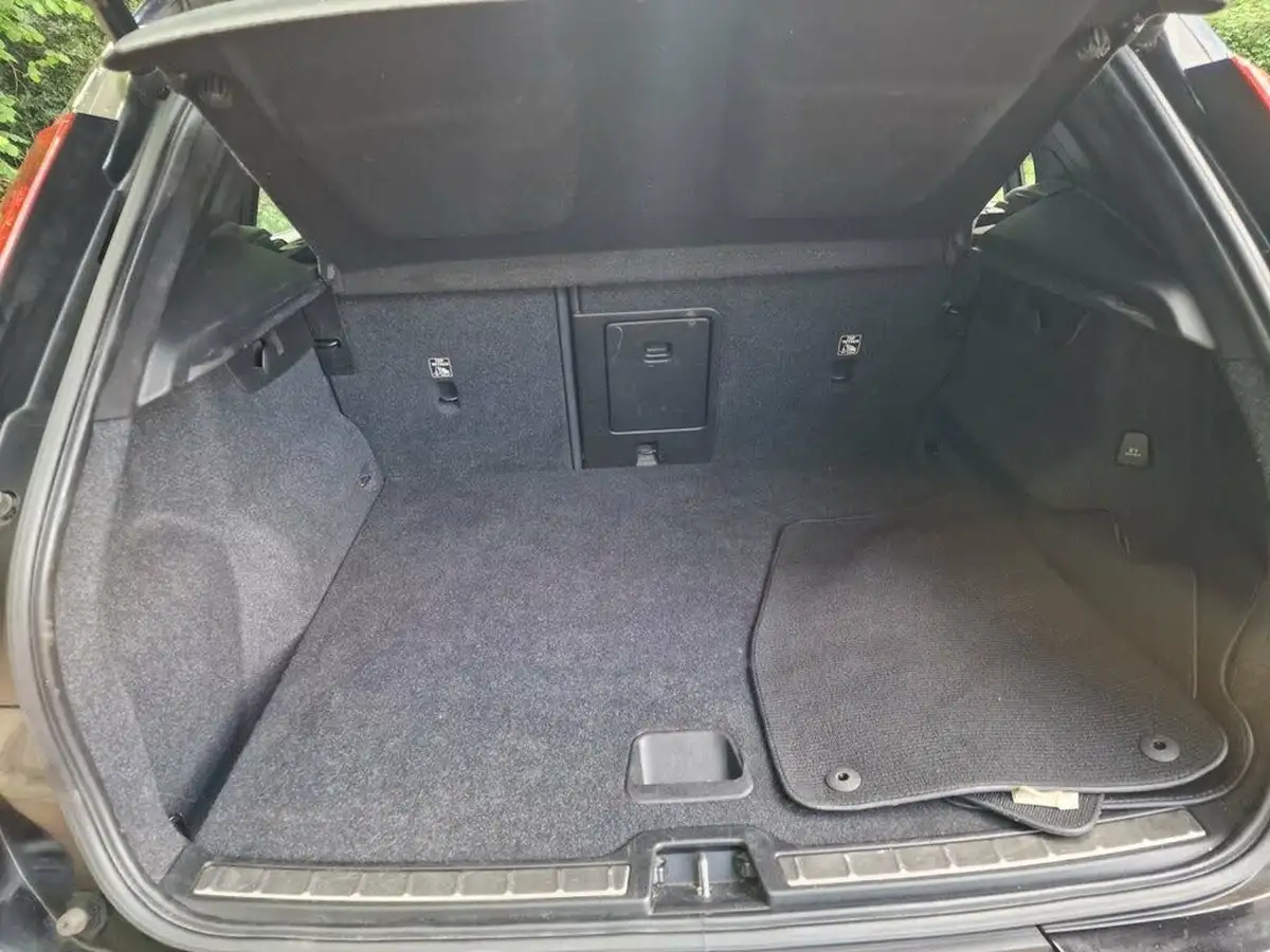 2020-volvo-xc40-20-t4-inscription-pro-awd-big-19