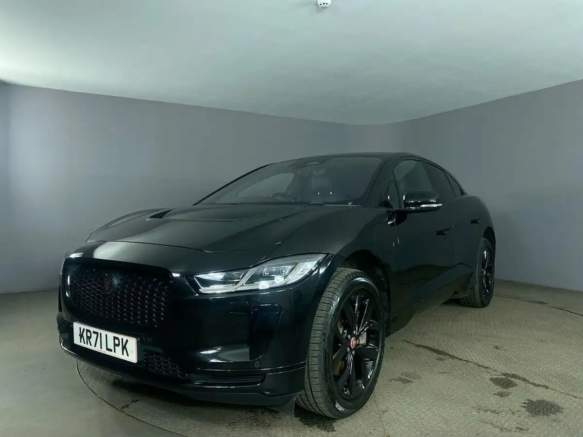 2021-jaguar-i-pace-ev400-black-big-3