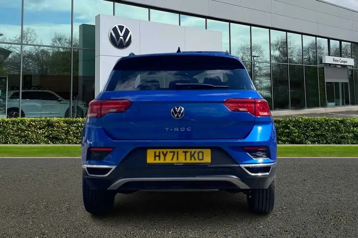 2021-volkswagen-t-roc-15-tsi-active-hatchback-5d-big-8
