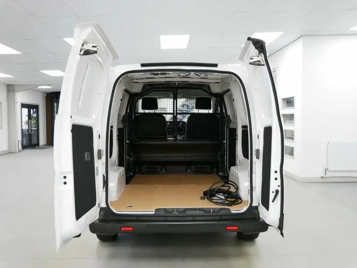 2021-nissan-env200-e-acenta-panel-van-auto-big-3