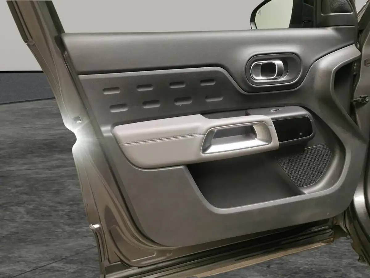 2019-citroen-c5-aircross-12-puretech-flair-big-23