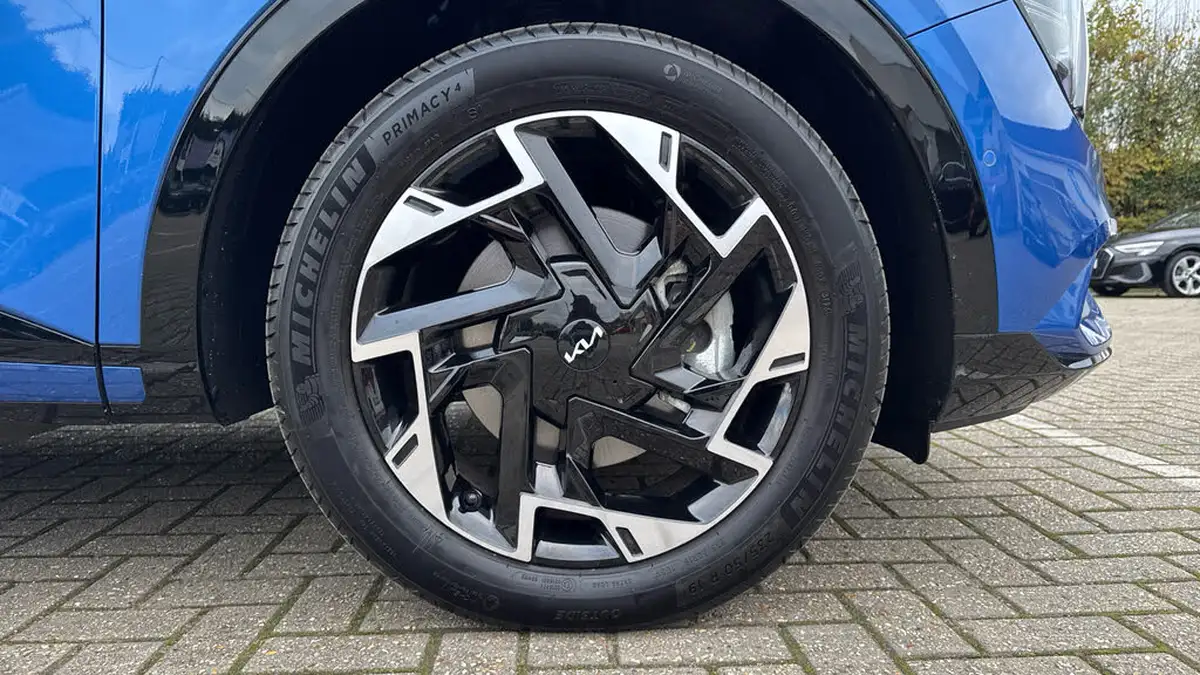 2023-kia-sportage-16-t-gdi-gt-line-s-261bhp-awd-phev-auto-big-14
