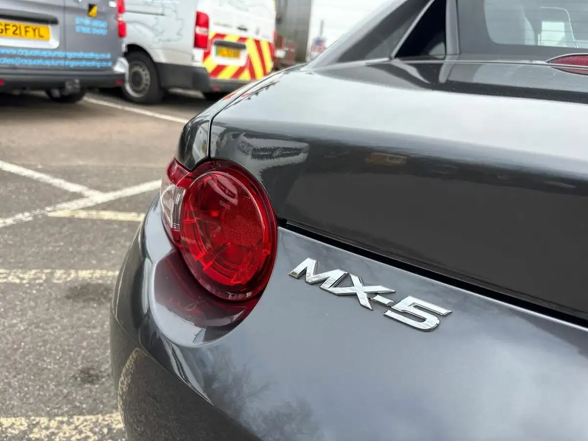 2019-mazda-mx-5-20-sport-nav-ss-rf-big-24