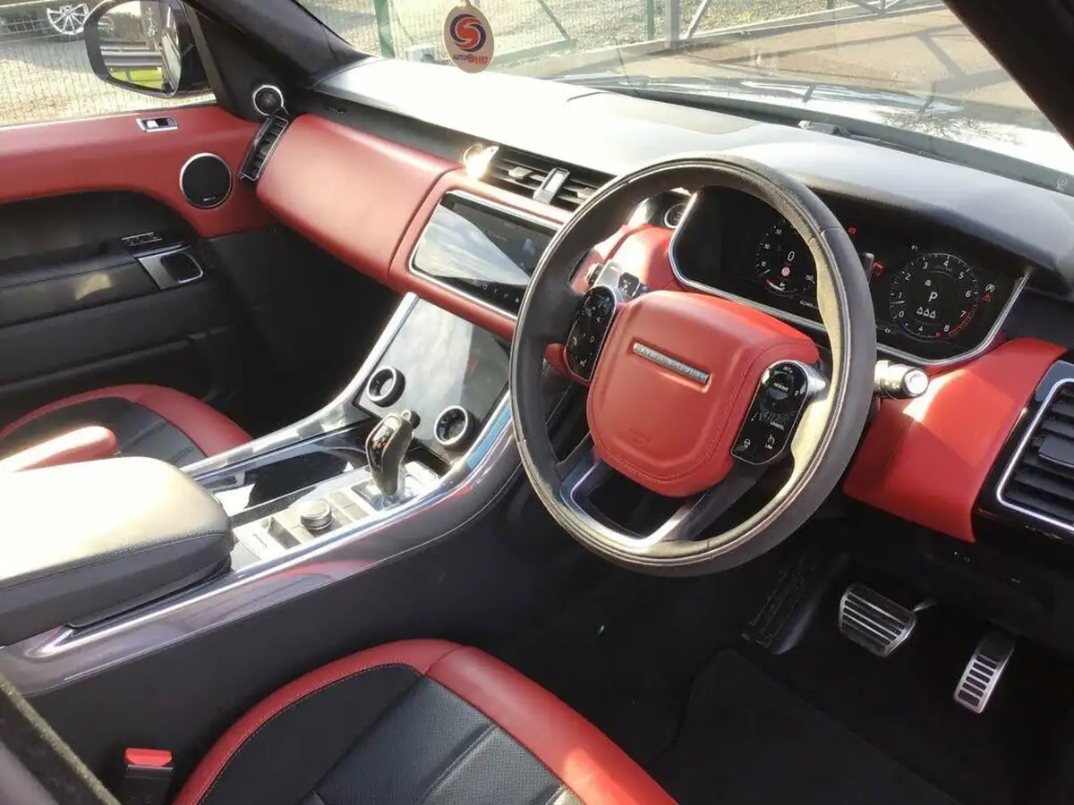 2021-land-rover-range-rover-sport-30-p400-hst-big-13