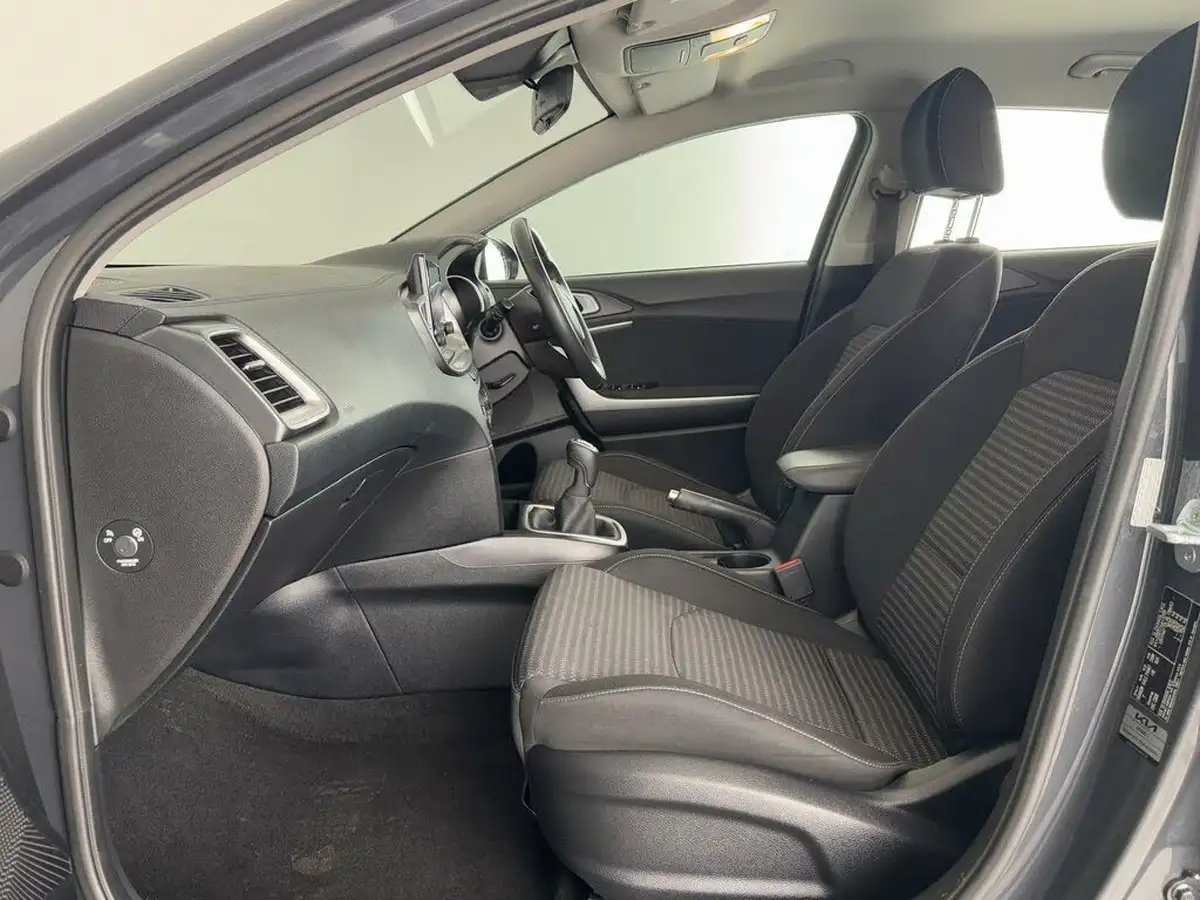 2022-kia-xceed-10-t-gdi-2-big-10