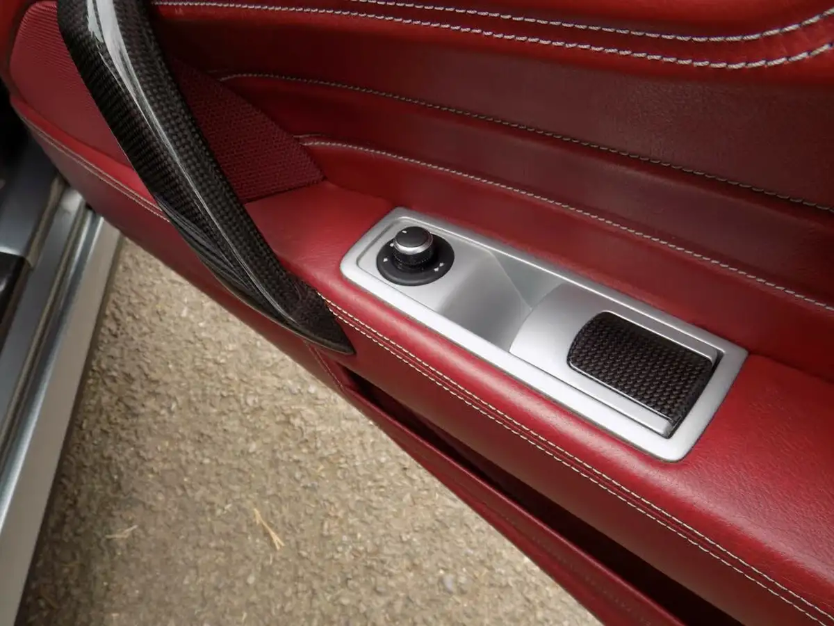2012-ferrari-ff-63-big-31