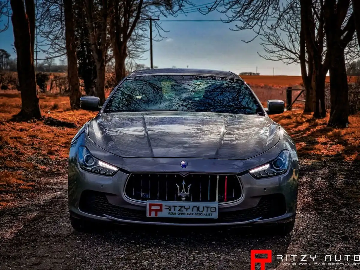 2016-maserati-ghibli-30td-big-32