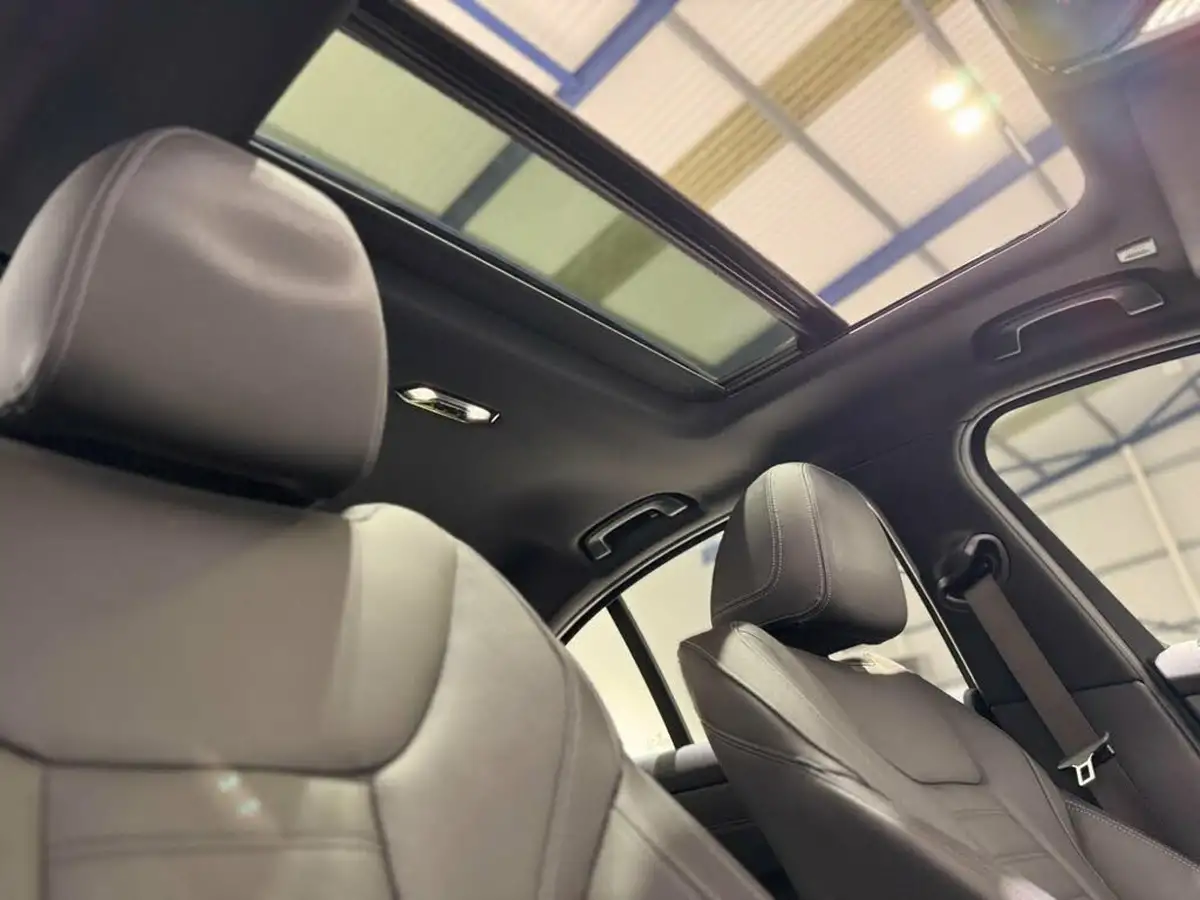 2020-bmw-3-series-20-330e-m-sport-saloon-4d-big-13