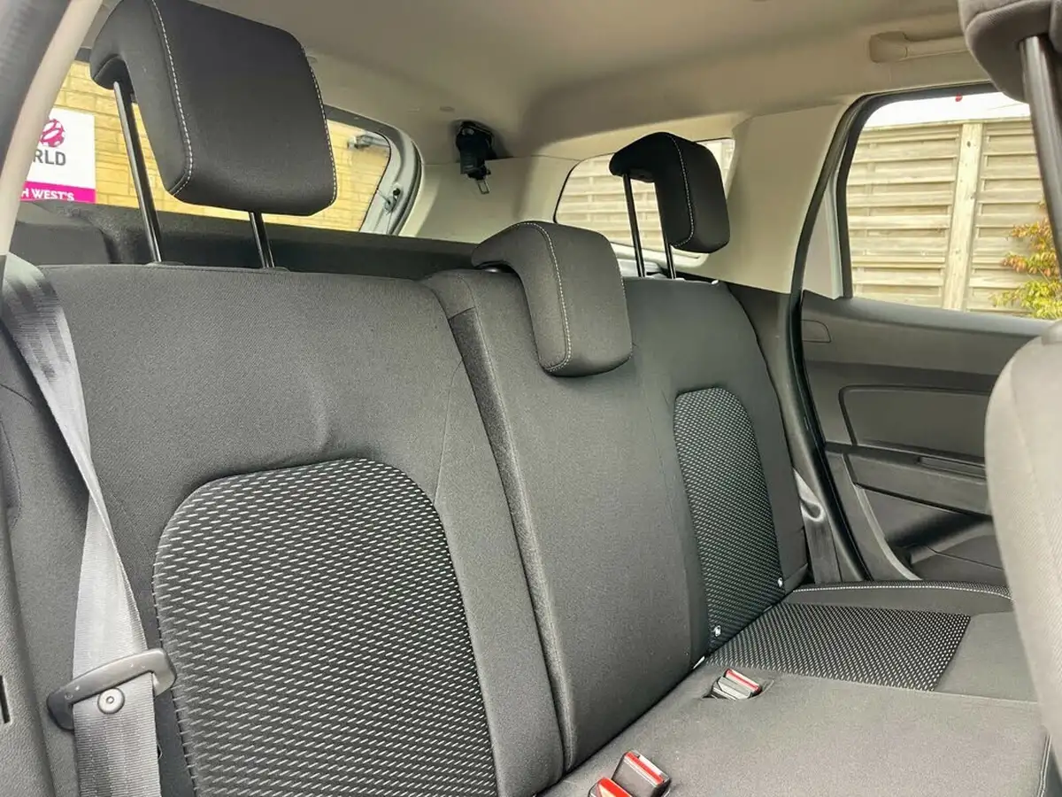 2018-dacia-duster-15dci-comfort-big-51