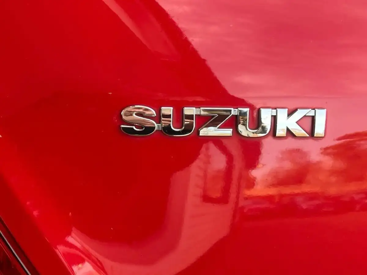 2013-suzuki-swift-12-sz4-94ps-4x4-5d-big-9