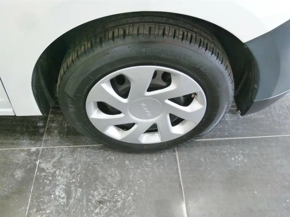 2020-dacia-sandero-10-sce-access-big-12