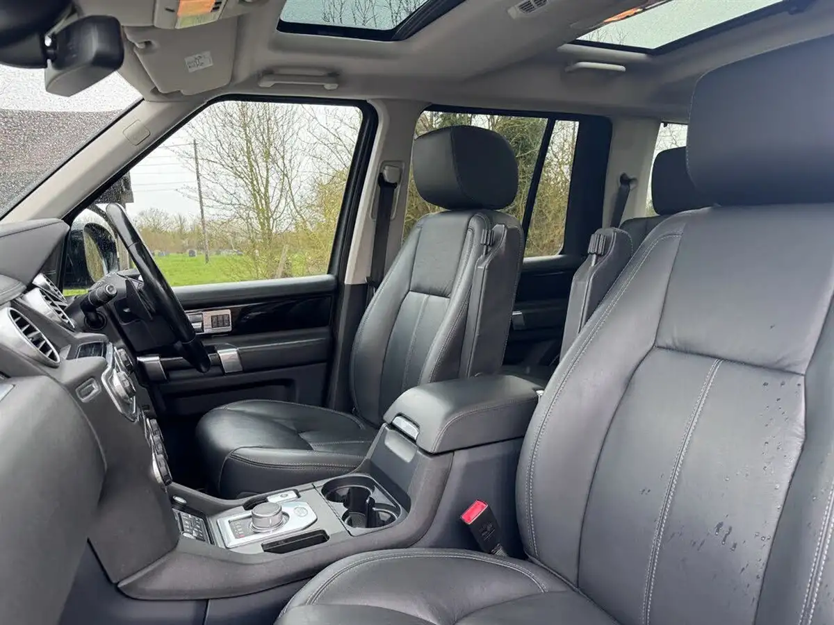 2016-land-rover-discovery-4-30-sd-v6-landmark-big-11