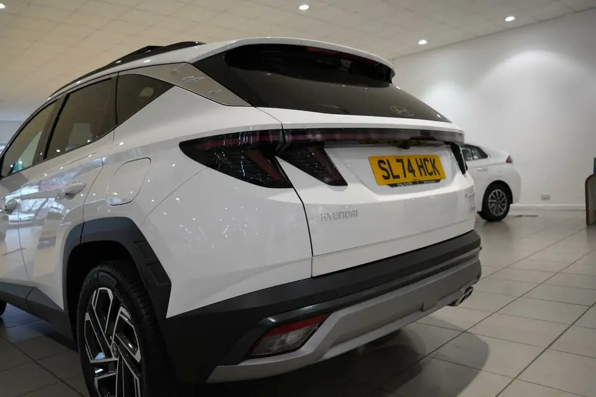 2024-hyundai-tucson-16-t-gdi-ultimate-252ps-phev-auto-big-7