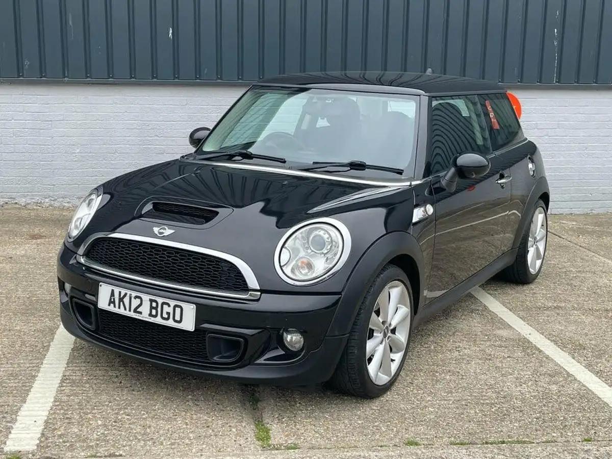 2012-mini-cooper-16-cooper-s-hatchback-3d-big-79