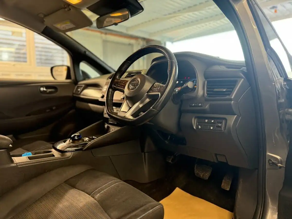 2019-nissan-leaf-e-acenta-big-40