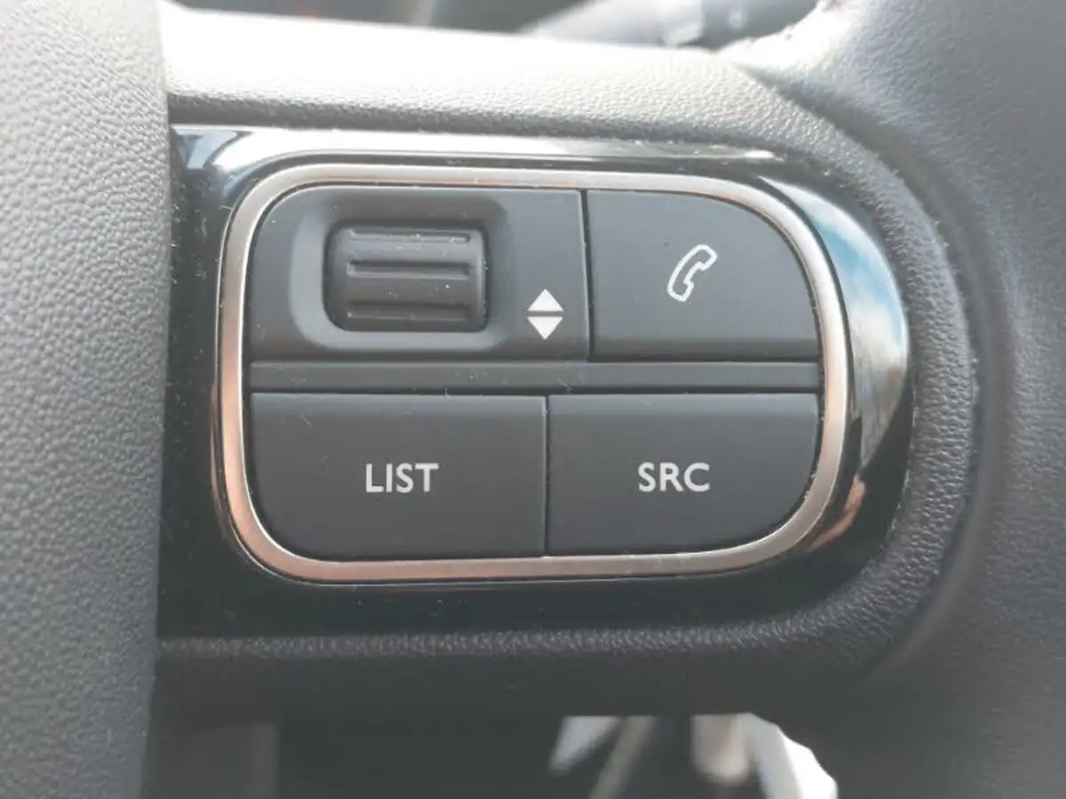 2023-citroen-c3-aircross-12-puretech-shine-130ps-eat6-big-18