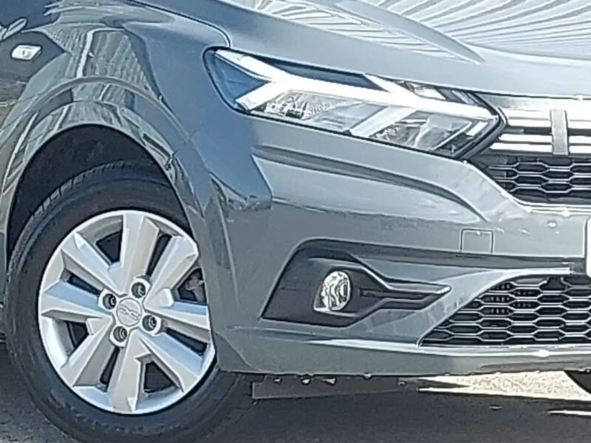 2023-dacia-sandero-10-tce-expression-90bhp-big-8