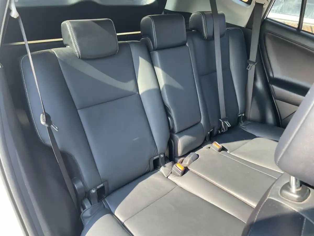 2016-toyota-rav4-20d-4d-excel-big-5