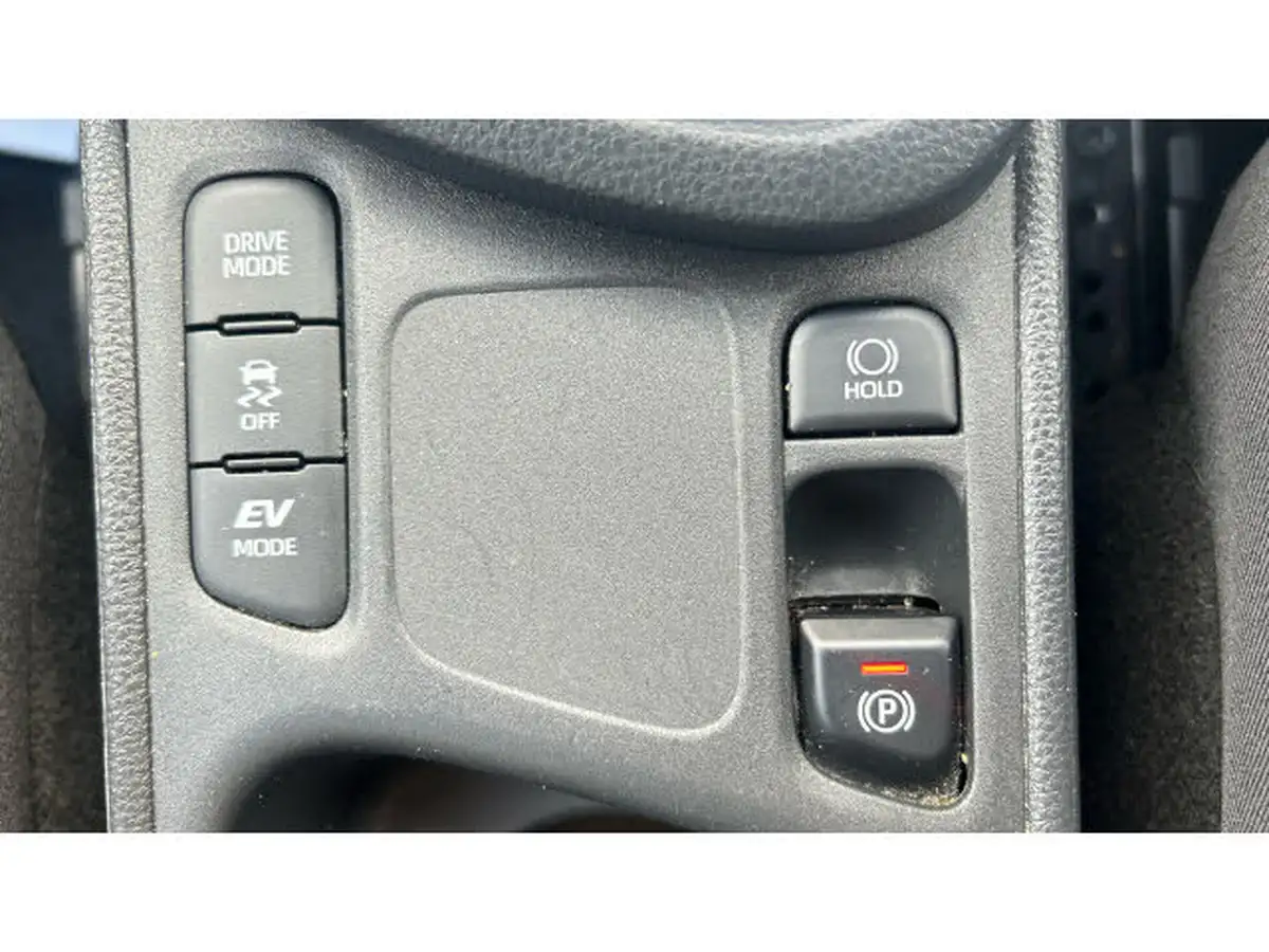 2023-toyota-yaris-cross-15-vvt-i-icon-big-42