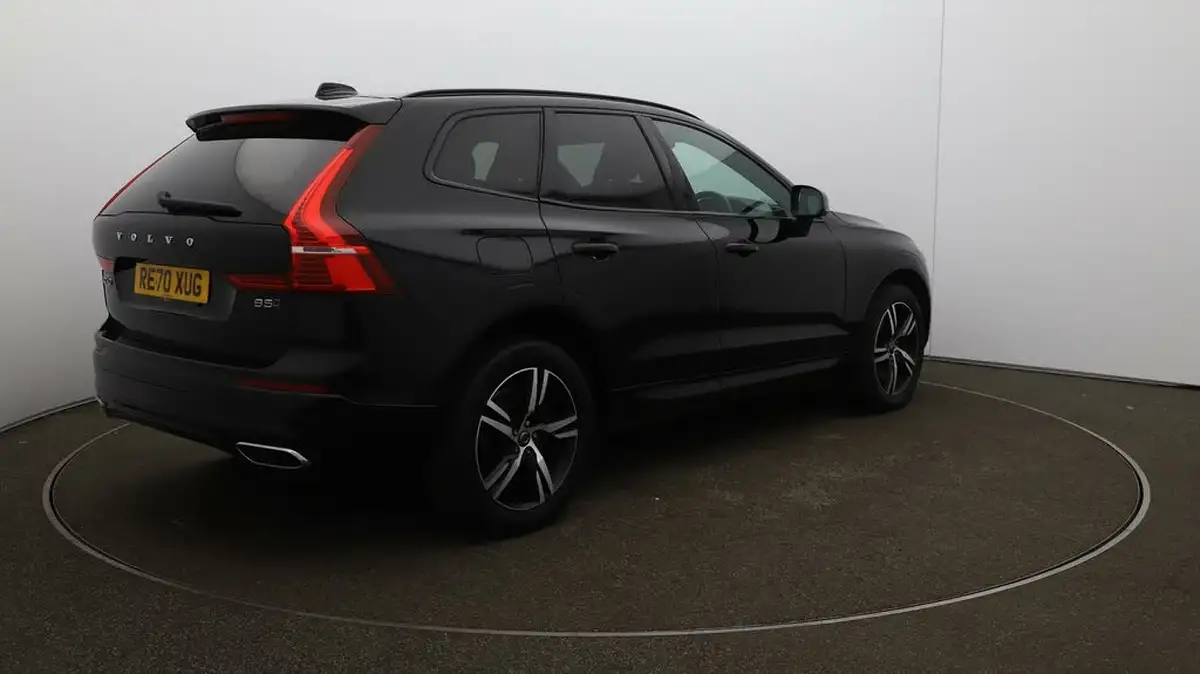 2021-volvo-xc60-20-b5-r-design-awd-big-7