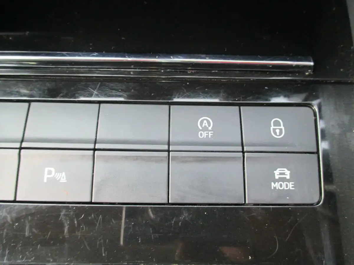 2017-skoda-octavia-14-tsi-se-l-estate-big-36
