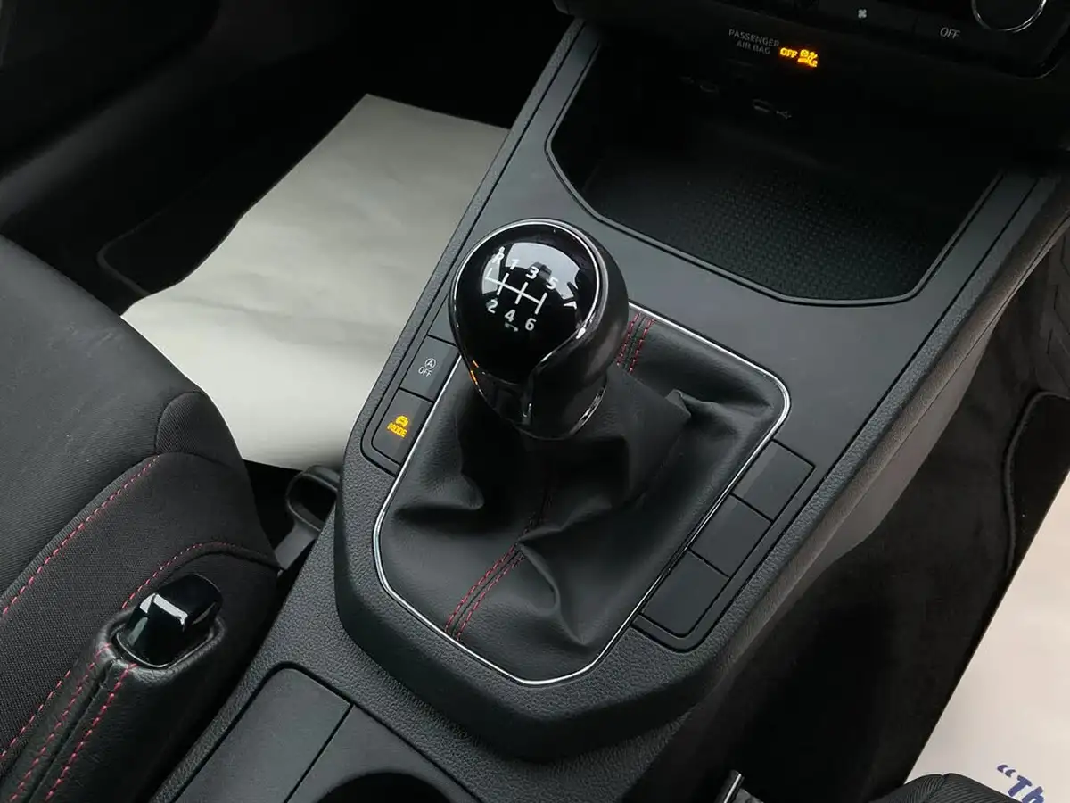 2021-seat-ibiza-10-tsi-fr-110ps-big-30