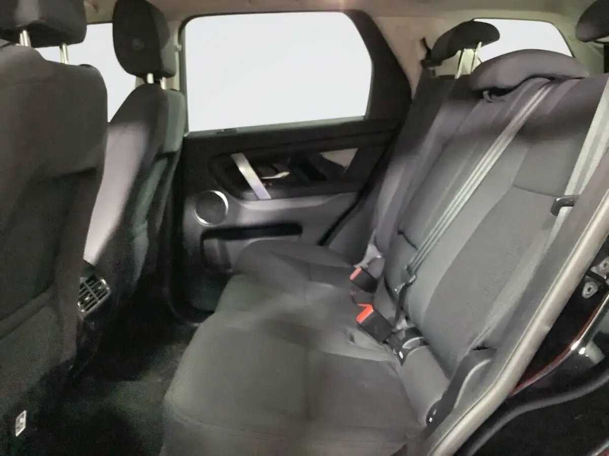2020-land-rover-discovery-sport-20-p200-no-trim-big-14