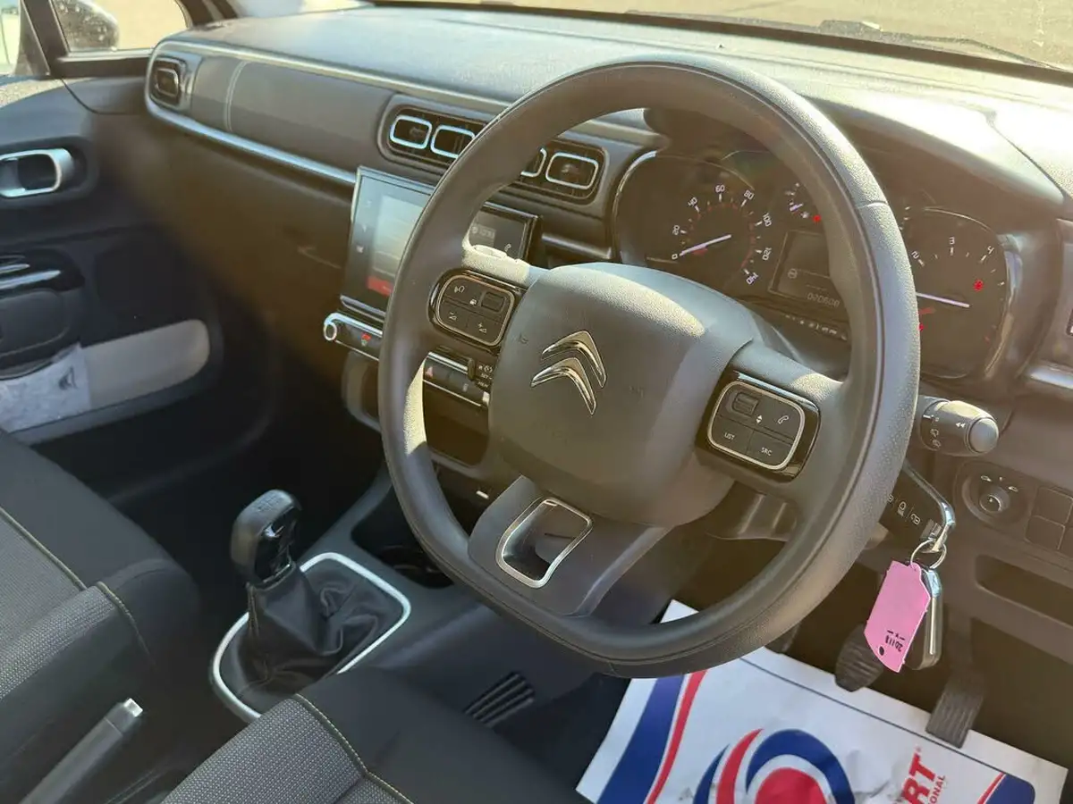 2023-citroen-c3-12-puretech-c-series-edition-83ps-ss-big-1