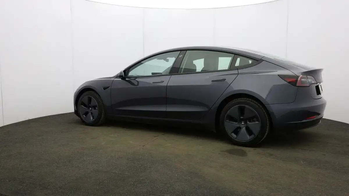 2021-tesla-model-3-e-standard-plus-big-62