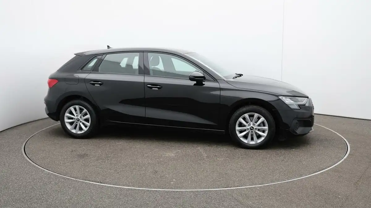2022-audi-a3-10-30-tfsi-technik-s-tronic-big-45