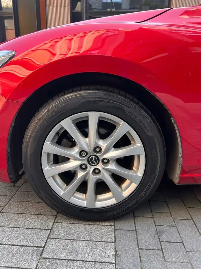2016-mazda-mazda6-22td-se-l-skyactiv-d-nav-saloon-4d-big-27