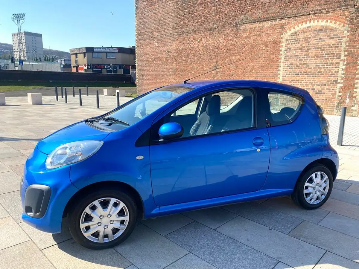 2013-citroen-c1-10-vtr-3d-big-6
