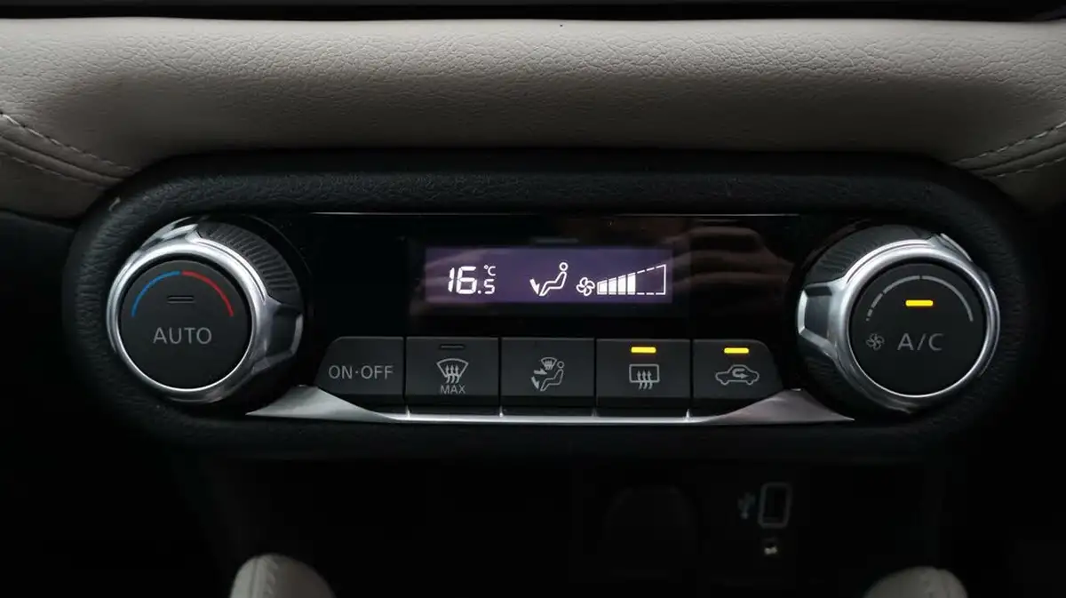 2022-nissan-micra-10-ig-t-tekna-cvt-big-12