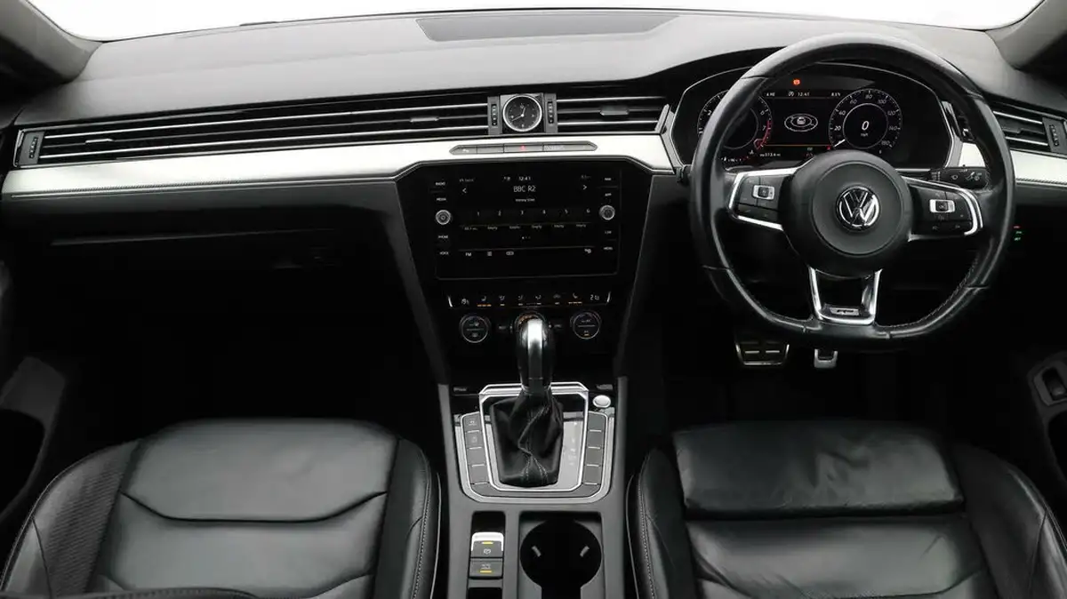 2018-volkswagen-arteon-20-tsi-r-line-190ps-ss-big-12