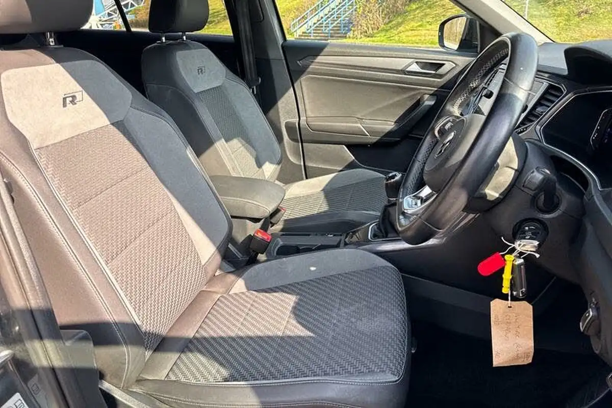 2021-volkswagen-t-roc-15-tsi-r-line-hatchback-5d-big-16