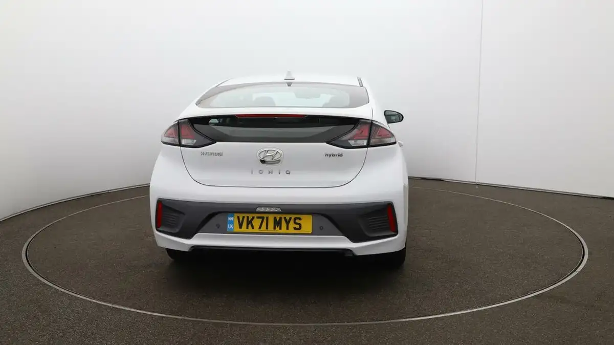 2021-hyundai-ioniq-16-gdi-premium-hybrid-big-6