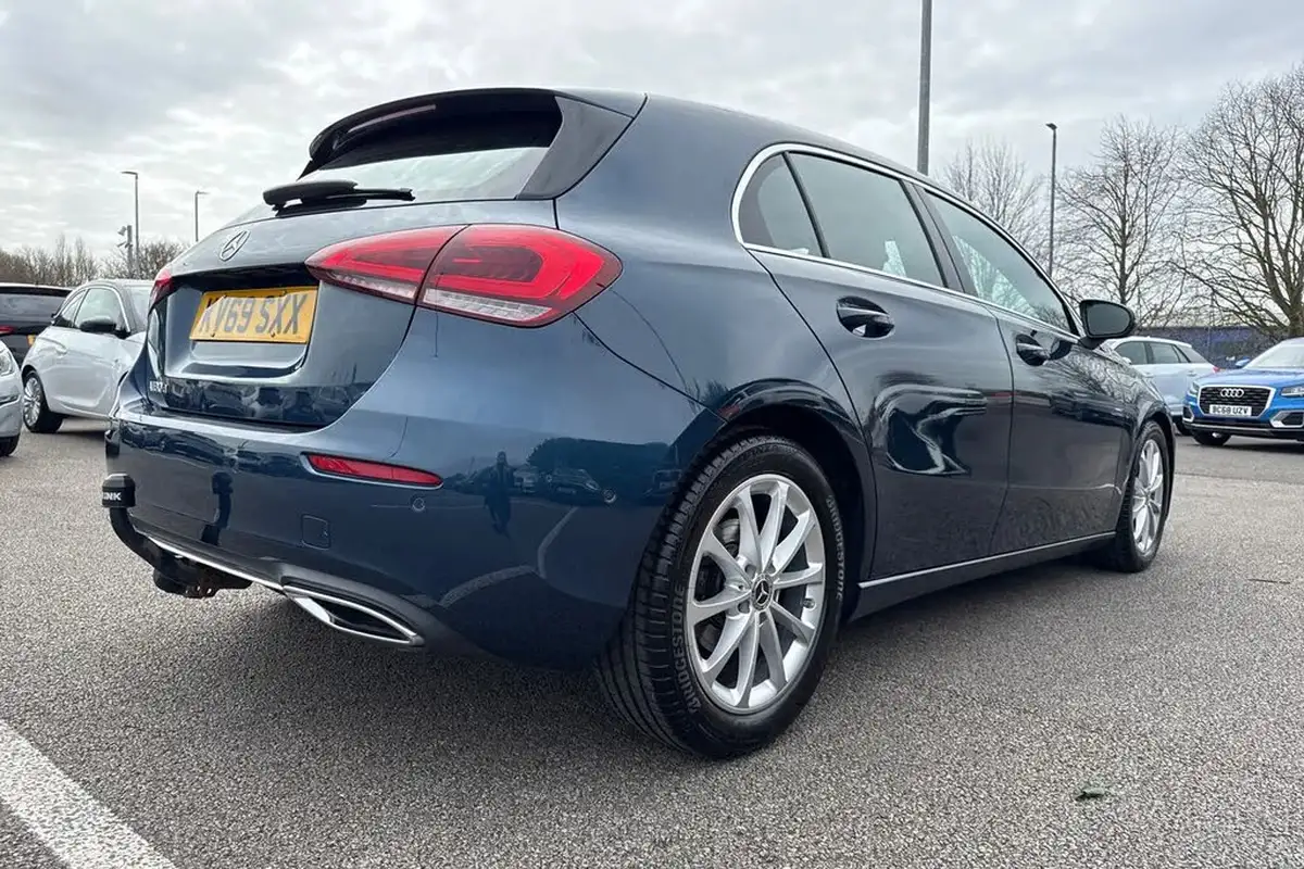 2019-mercedes-benz-a-class-15d-a180d-sport-executive-hatchback-5d-7g-dct-big-34