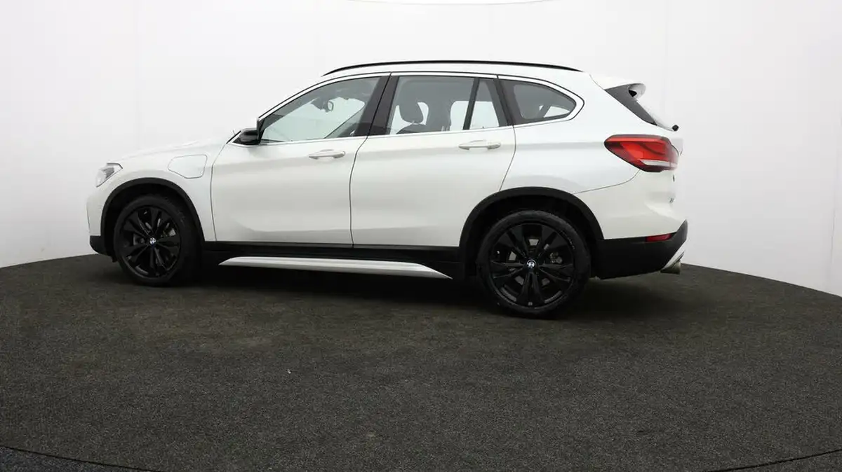 2021-bmw-x1-15-xdrive-25e-phev-sport-big-63