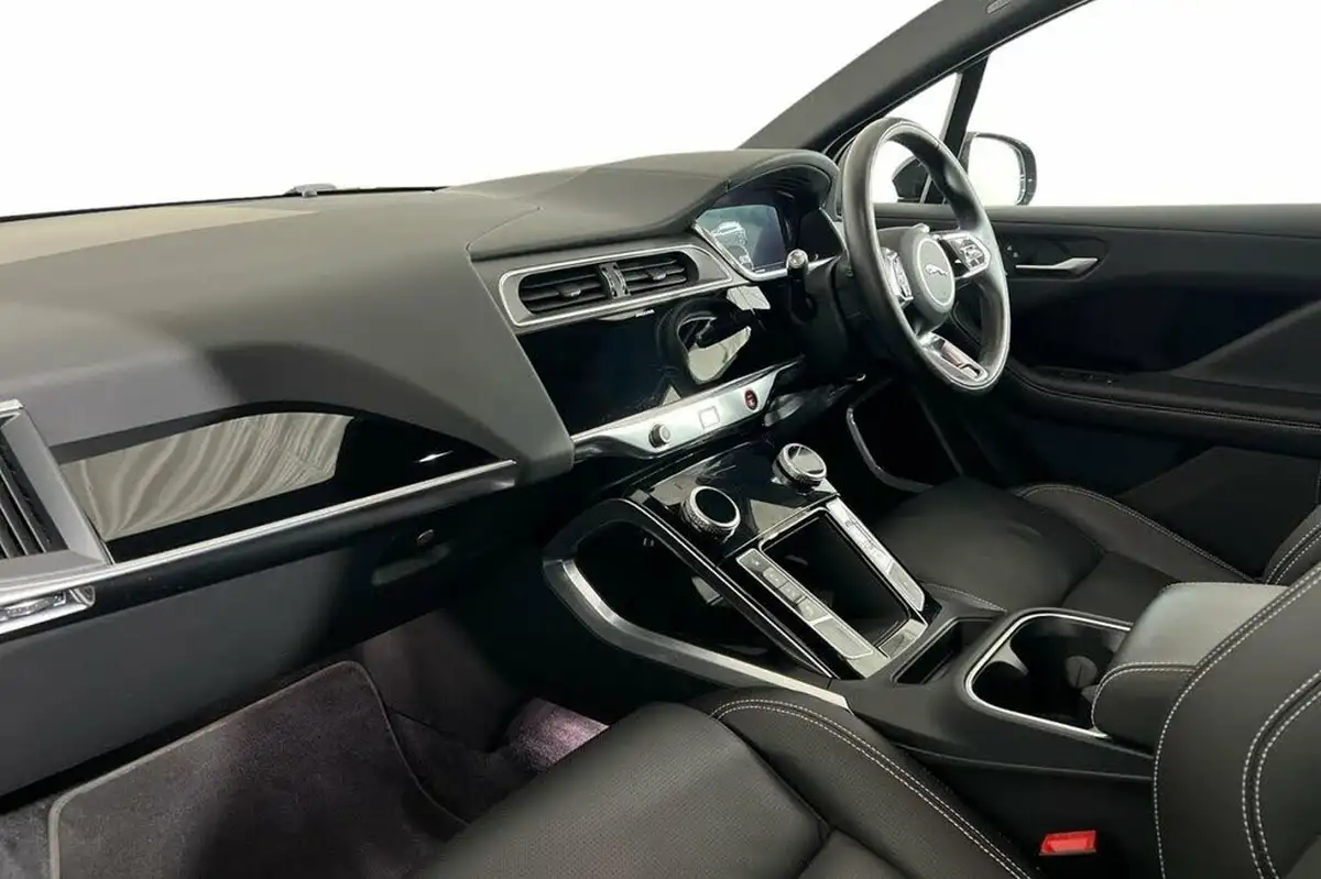 2022-jaguar-i-pace-ev400-hse-black-big-8