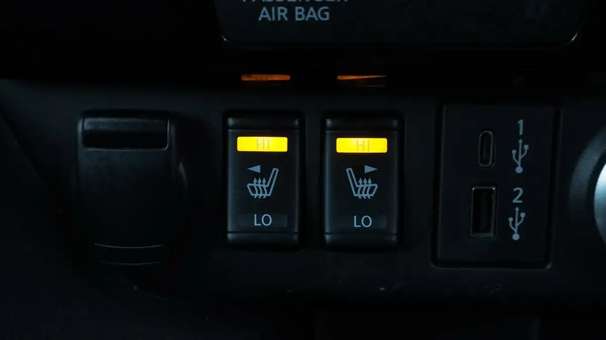 2022-nissan-leaf-e-n-connecta-39kwh-big-23