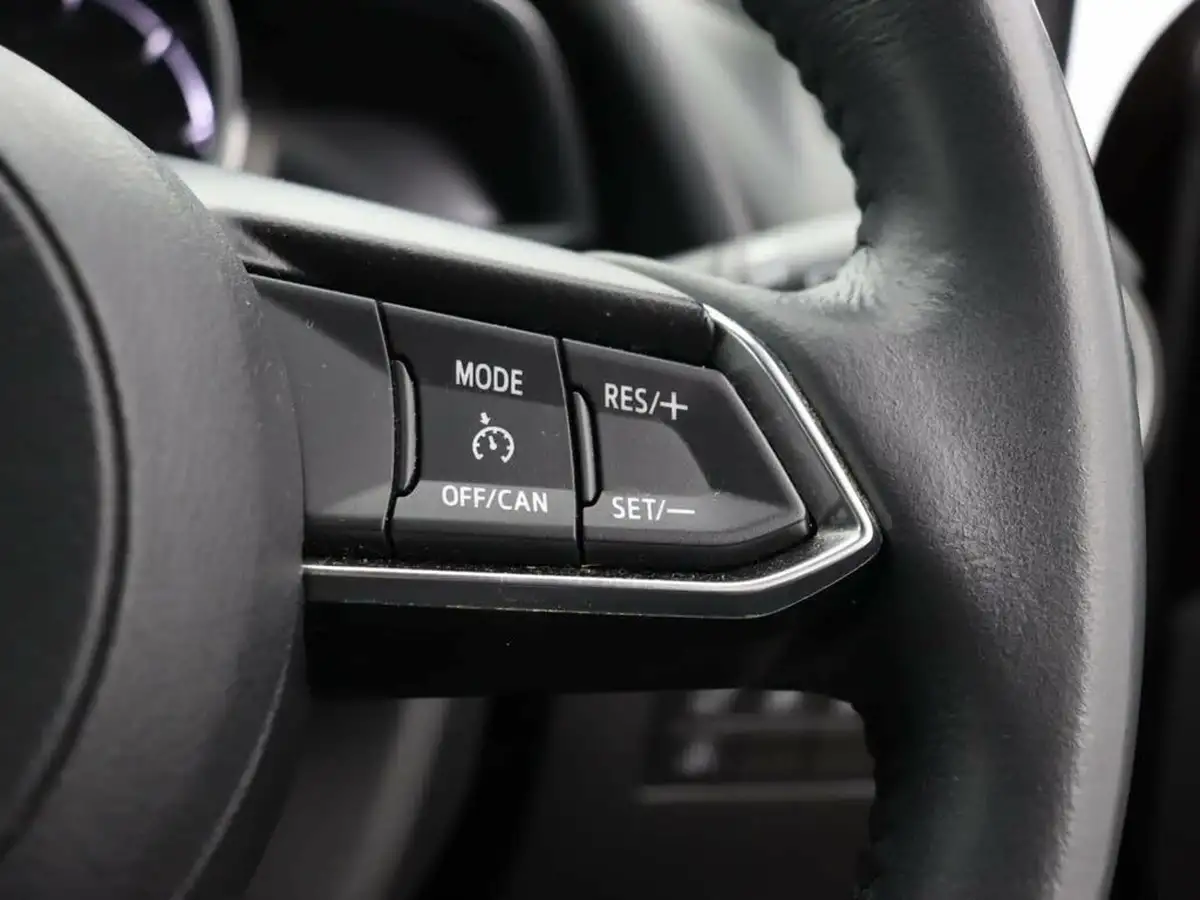 2018-mazda-mazda2-15-sport-nav-big-21