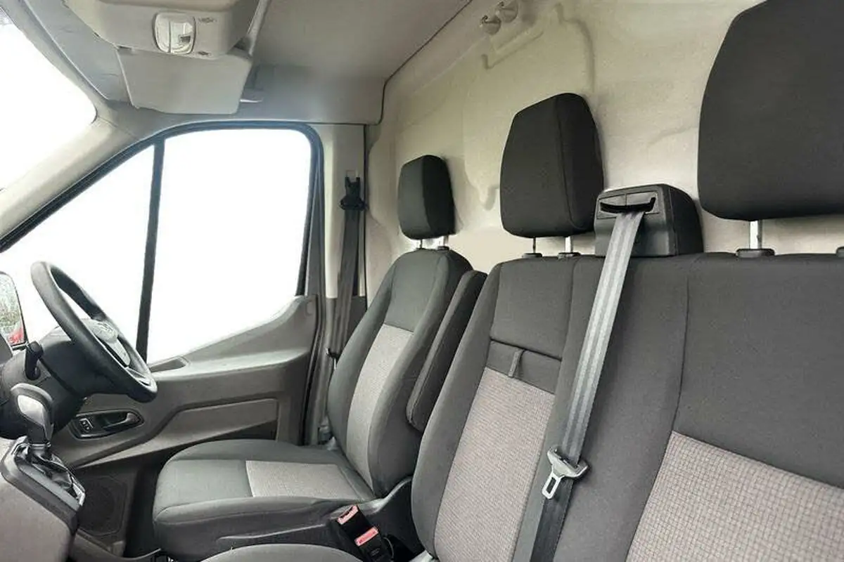 2022-ford-transit-20tdci-350-l2h3-leader-170pseu6d-panel-van-big-9