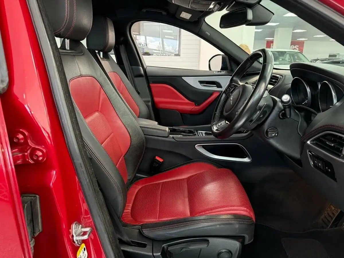 2016-jaguar-f-pace-20-i4d-r-sport-awd-auto-big-24