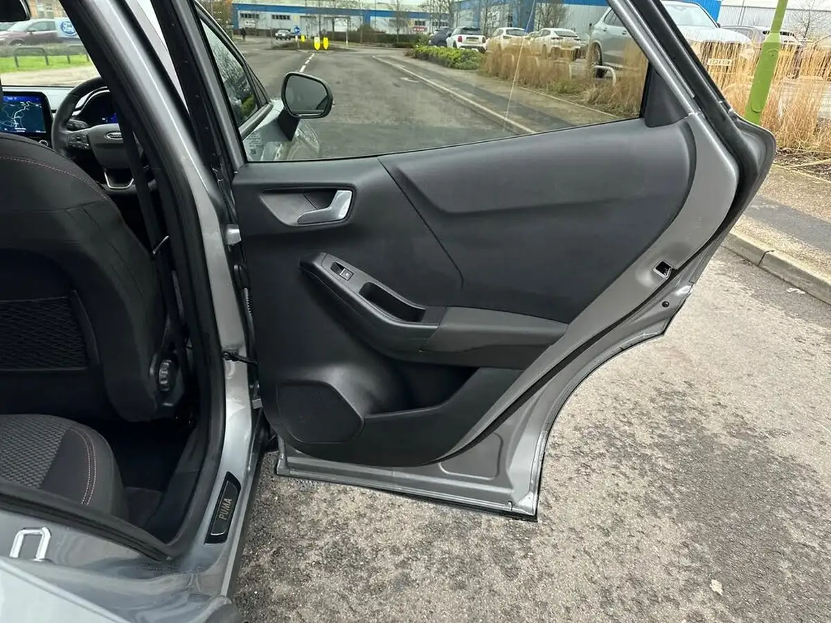 2022-ford-puma-suv-10-st-line-125ps-big-28