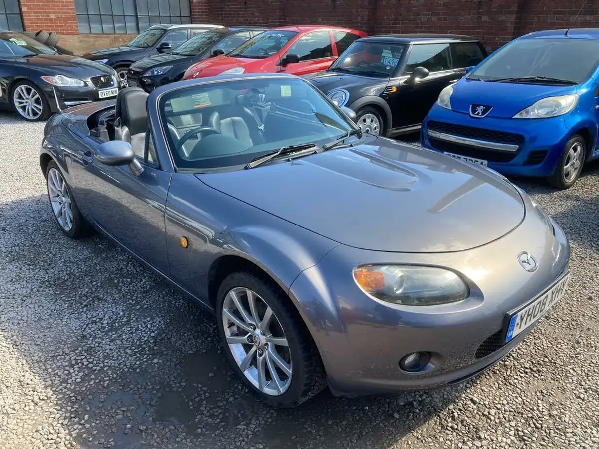 2008-mazda-mx-5-20-roadster-sport-big-3