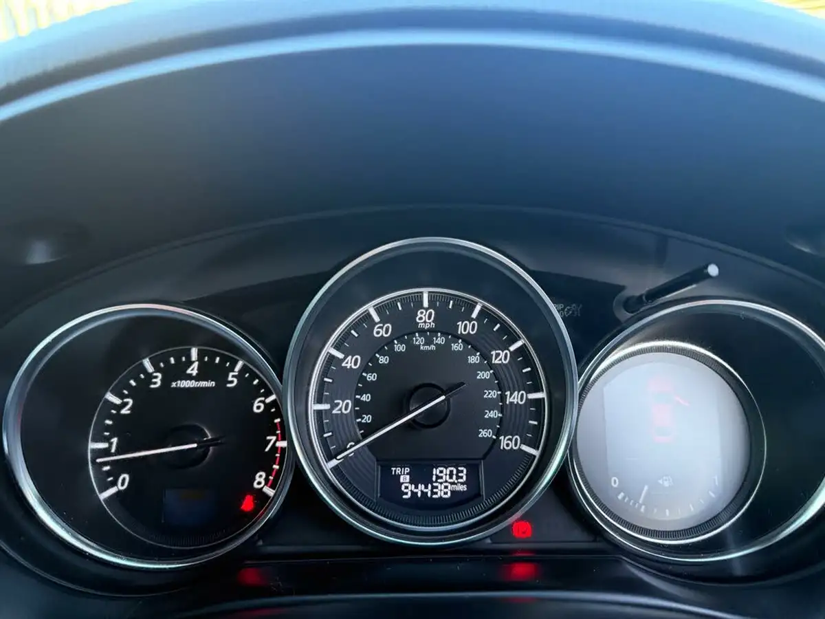 2015-mazda-cx-5-20-sport-nav-big-39